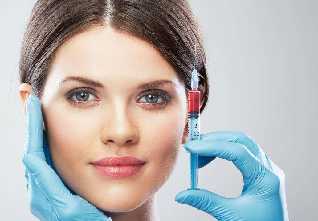 Syringe with plasma for rejuvenation of the skin of the face